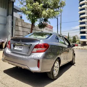 Mitsubishi Attrage 2022 Brown