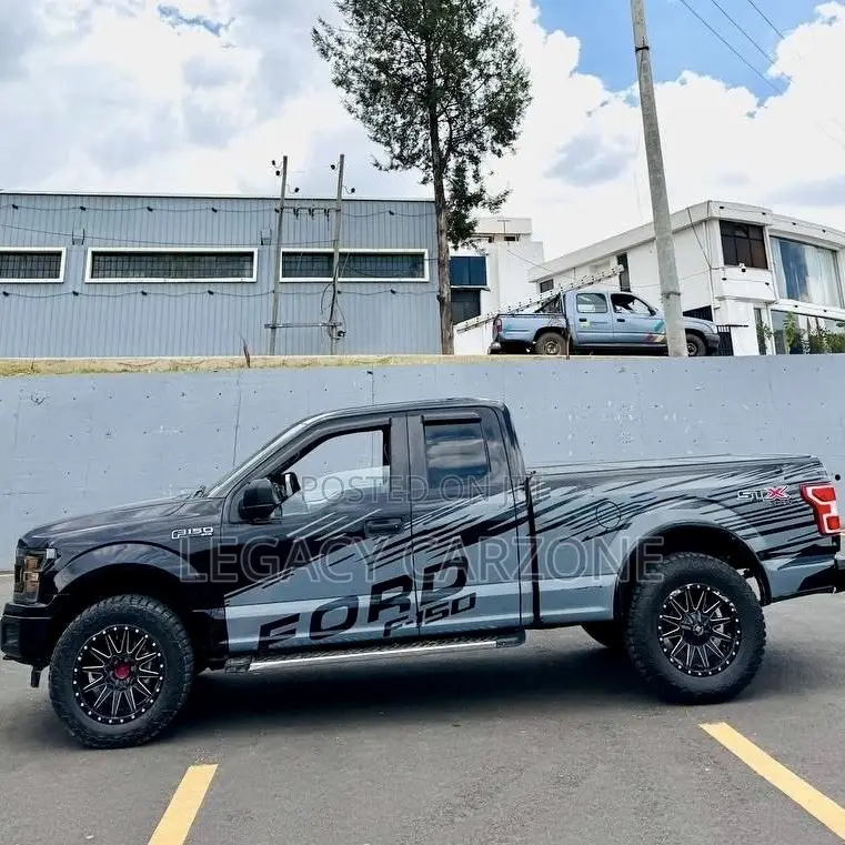 Ford F-150 2020 Black