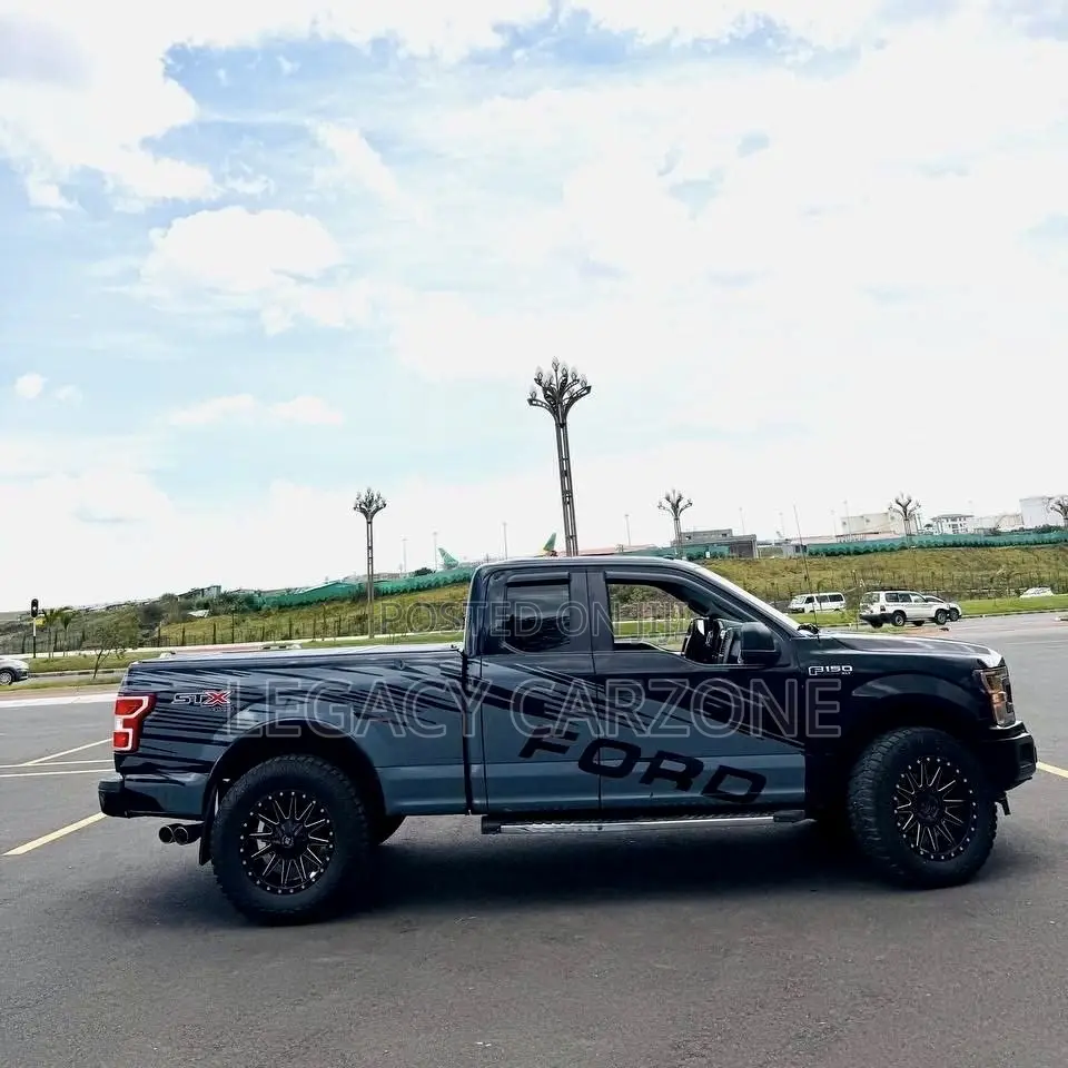 Ford F-150 2020 Black