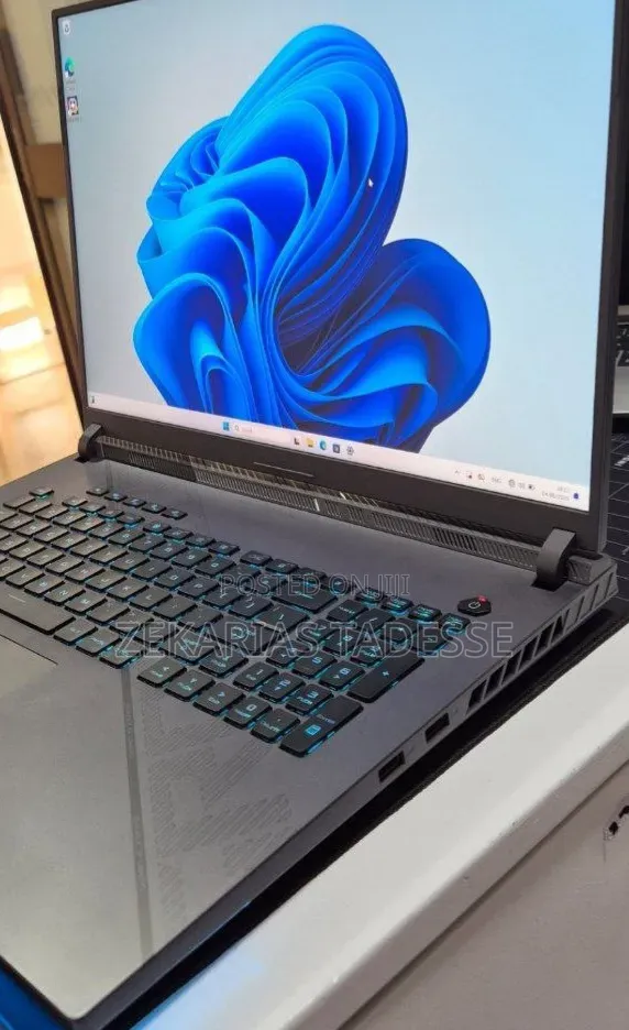 New Laptop Asus ROG Strix G15 32GB Intel Core i9 SSD 2T