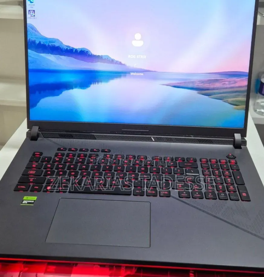 New Laptop Asus ROG Strix G15 32GB Intel Core i9 SSD 2T