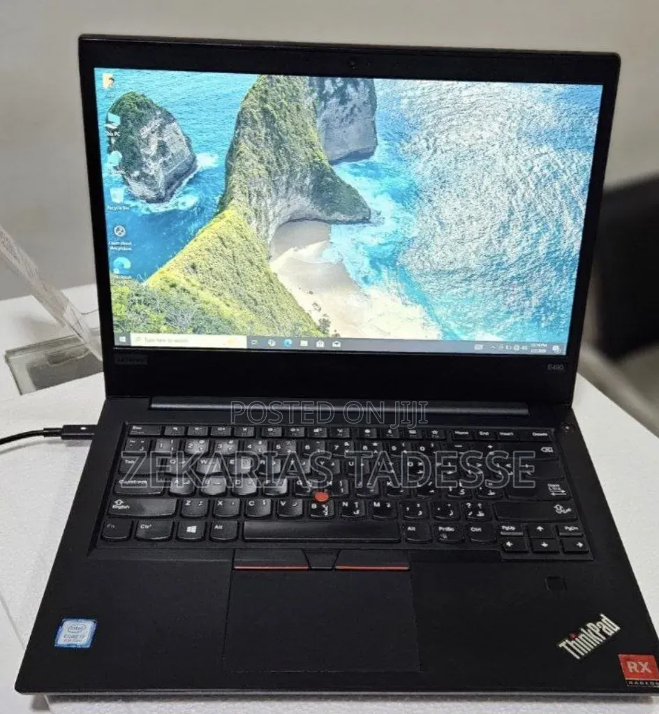 New Laptop Lenovo 8GB Intel Core i7 SSD 256GB