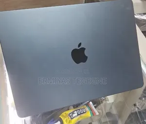 New Laptop Apple MacBook Air 2025 M4 16GB Intel Core i7 SSD 512GB