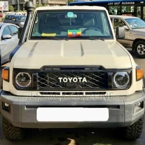 Toyota Land Cruiser 2019 White