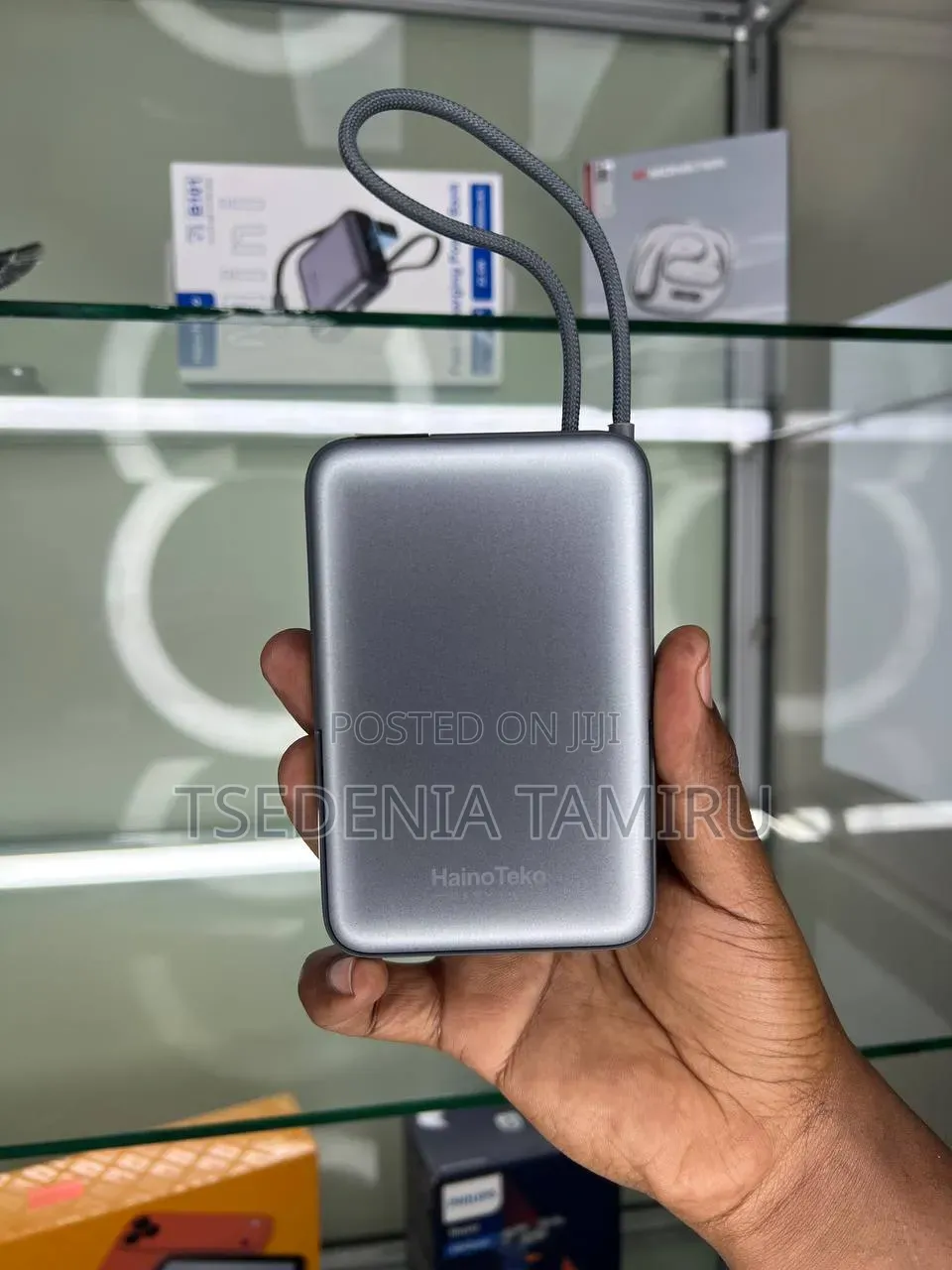 Haino Teko W1701 Magnetic Power Bank -