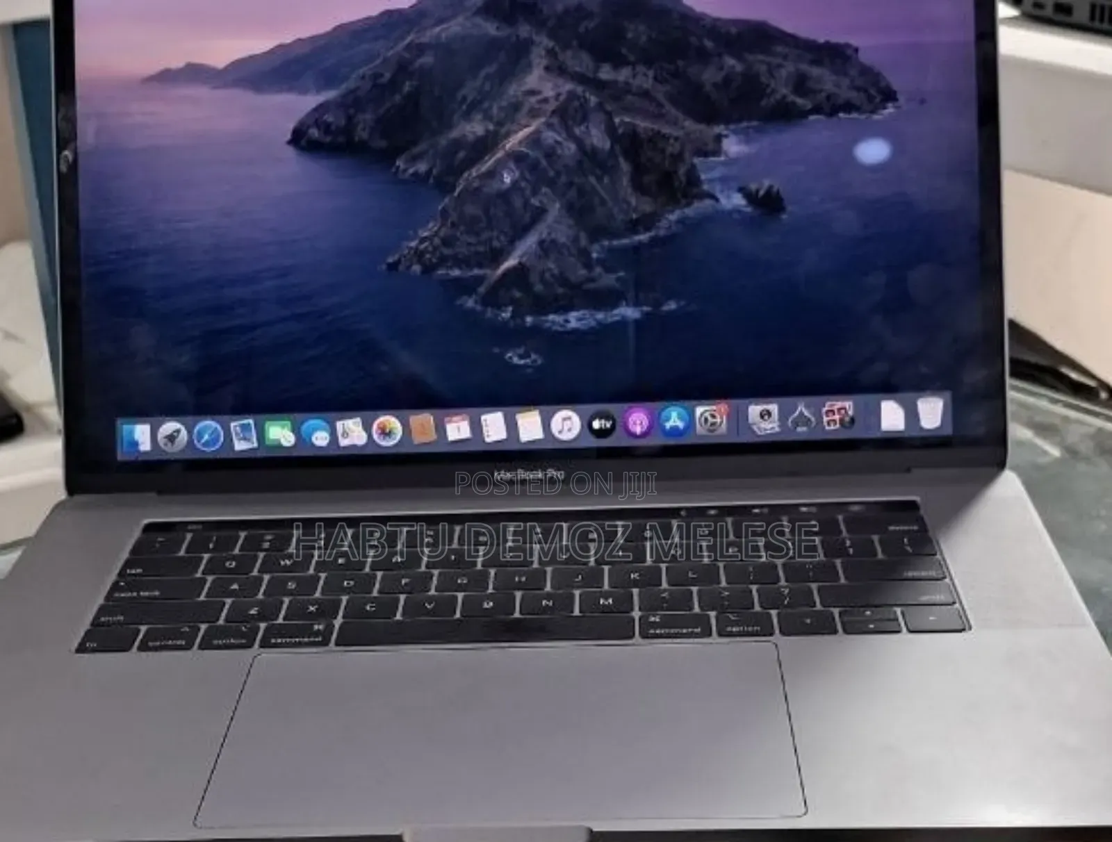 New Laptop Apple MacBook Pro 2019 32GB Intel Core i9 SSD 1T