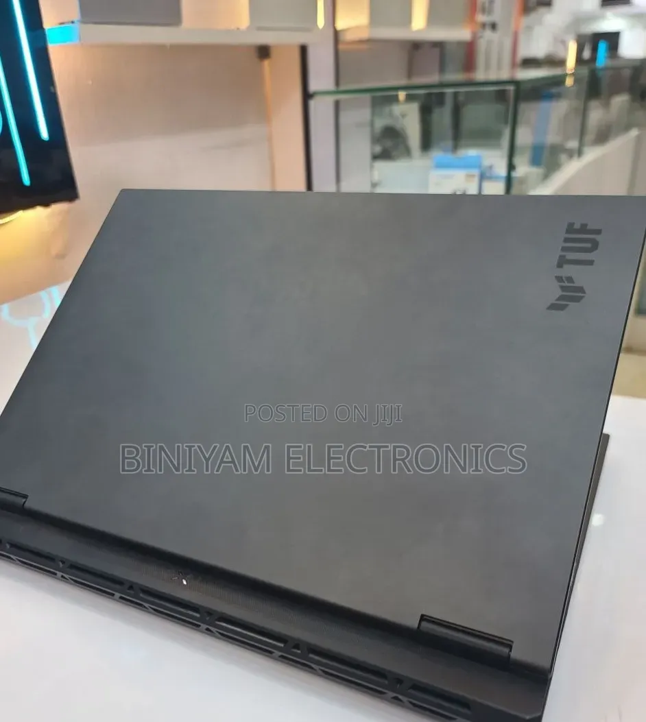 New Laptop Asus TUF Gaming F16 32GB Intel Core i7 SSD 1T