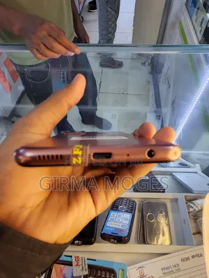 New Samsung Galaxy M23 5G 128 GB Rose Gold