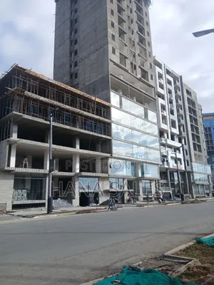 ያለቁ ሱቆችን እና በግንባታ ላይ ያሉ ሱቆችን እየሸጥን እንገኛለን