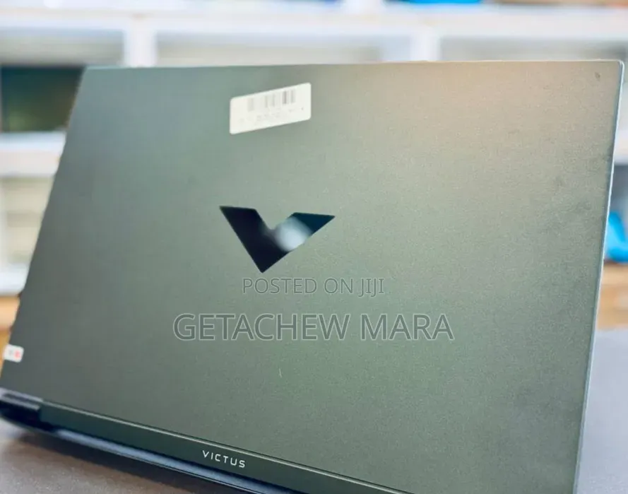 New Laptop HP Victus 15 16GB Intel Core i7 SSD 1T