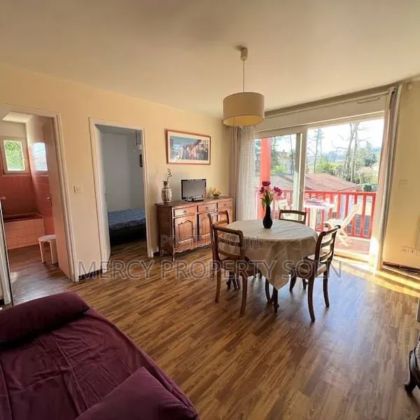 8bdrm House in Nifas Silk-Lafto for sale