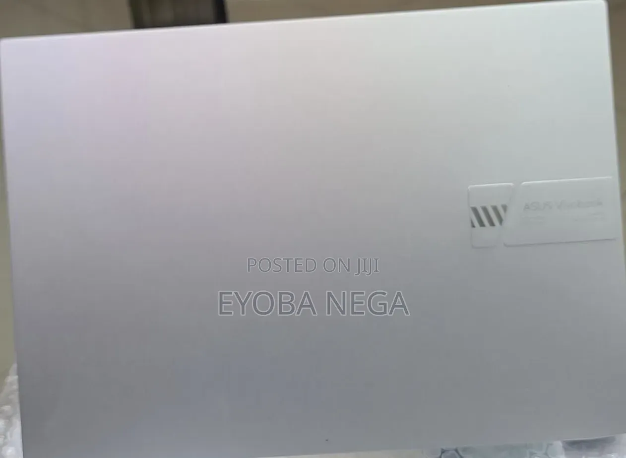New Laptop Asus VivoBook 15 X505BA 16GB Intel Core i5 SSD 512GB