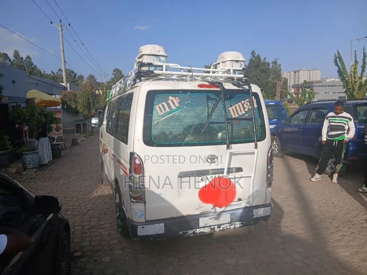 Toyota HiAce 2006 White