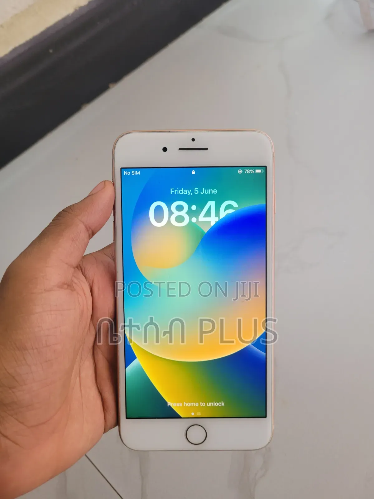 Apple iPhone 8 Plus 64 GB Bronze