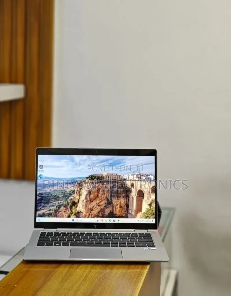 New Laptop HP EliteBook x360 830 G6 16GB Intel Core i7 SSD 512GB