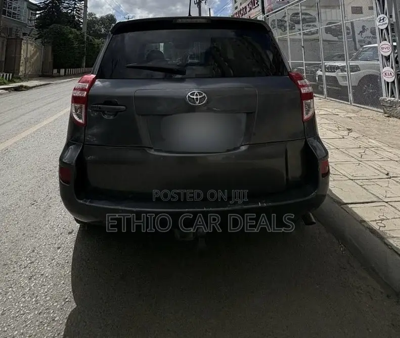 Toyota RAV4 2010 Black