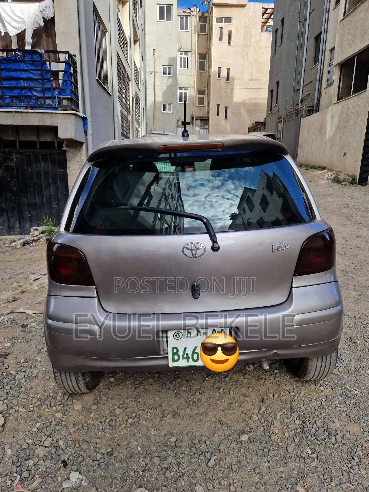 Toyota Vitz 2004 Gray