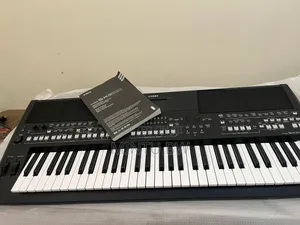 Yamaha PSR Sx600