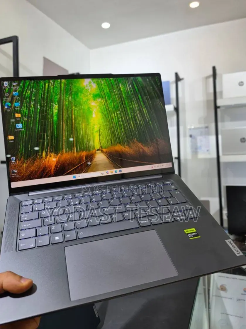 New Laptop Lenovo Yoga 7 15ITL5 32GB AMD Ryzen 7 SSD 512GB