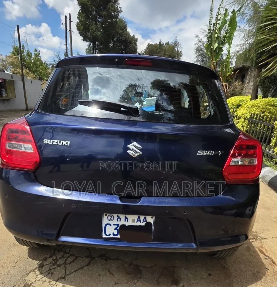 Suzuki Swift 2022 Blue
