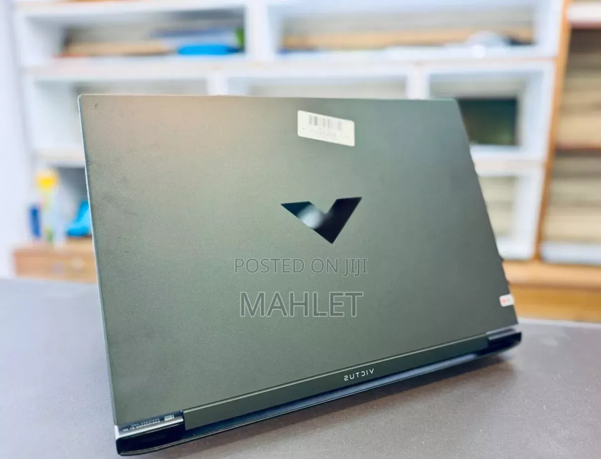 New Laptop HP Victus 16 16GB Intel Core i7 SSD 1T