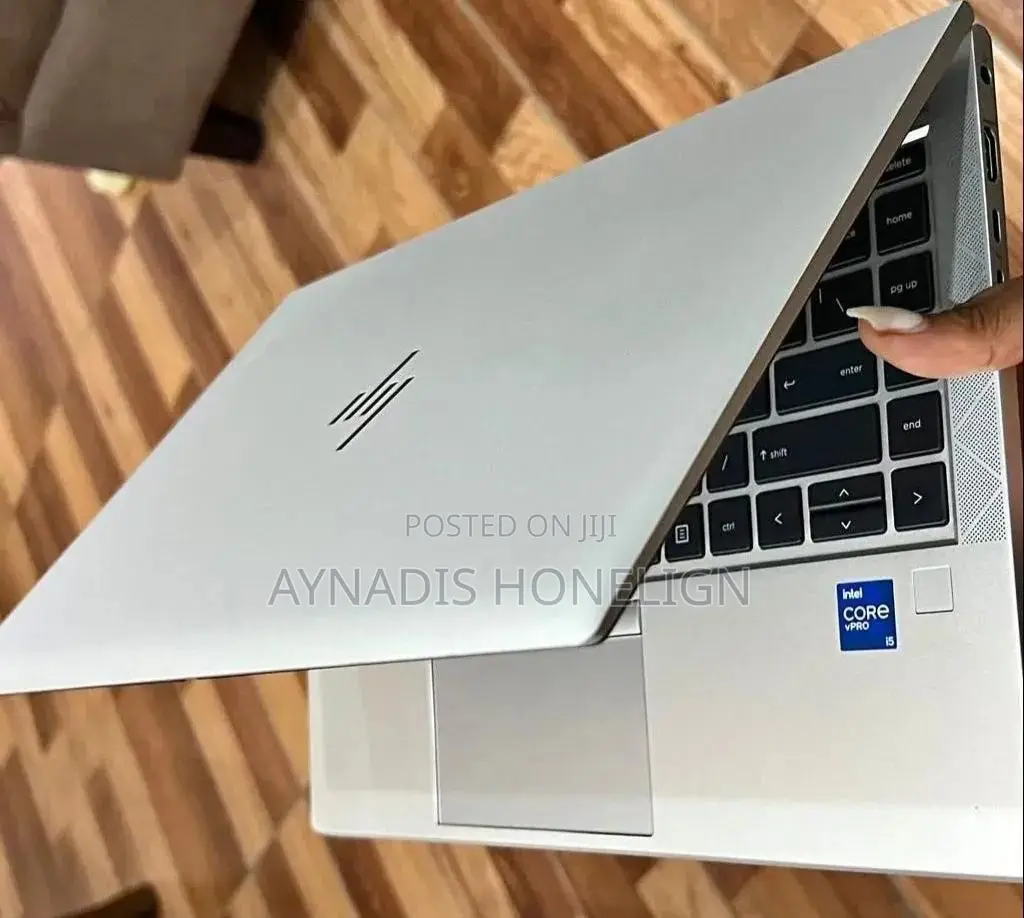 New Laptop HP 16GB Intel Core i5 SSD 512GB