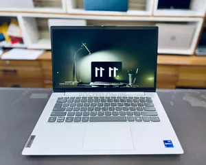 New Laptop Lenovo Ideapad 3 12GB Intel Core i7 SSD 512GB