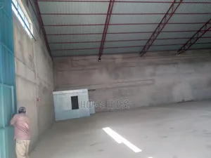ለስቶር የሚከራይ ላስፓልት ቅርብ