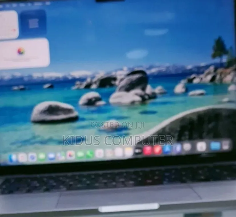 New Laptop Apple MacBook Pro 2020 M1 16GB Apple M1 SSD 1T