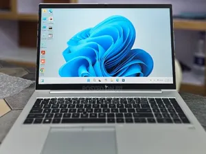 New Laptop HP EliteBook 840 10 16GB Intel Core i7 SSD 512GB