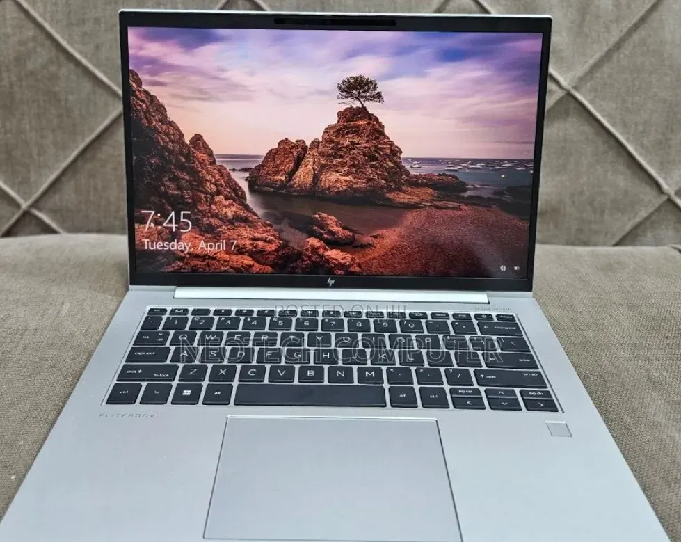 New Laptop HP EliteBook 840 10 16GB Intel Core i7 SSD 512GB