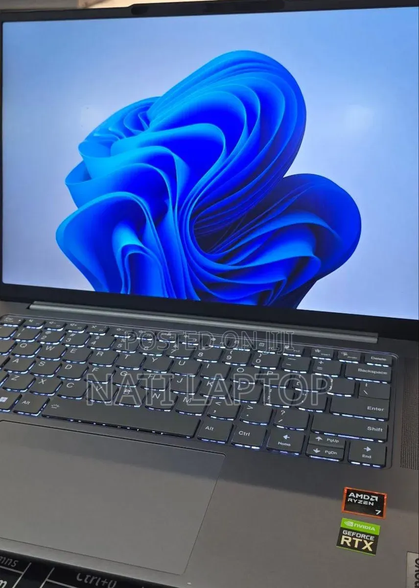 New Laptop Lenovo 32GB AMD Ryzen 7 SSD 512GB