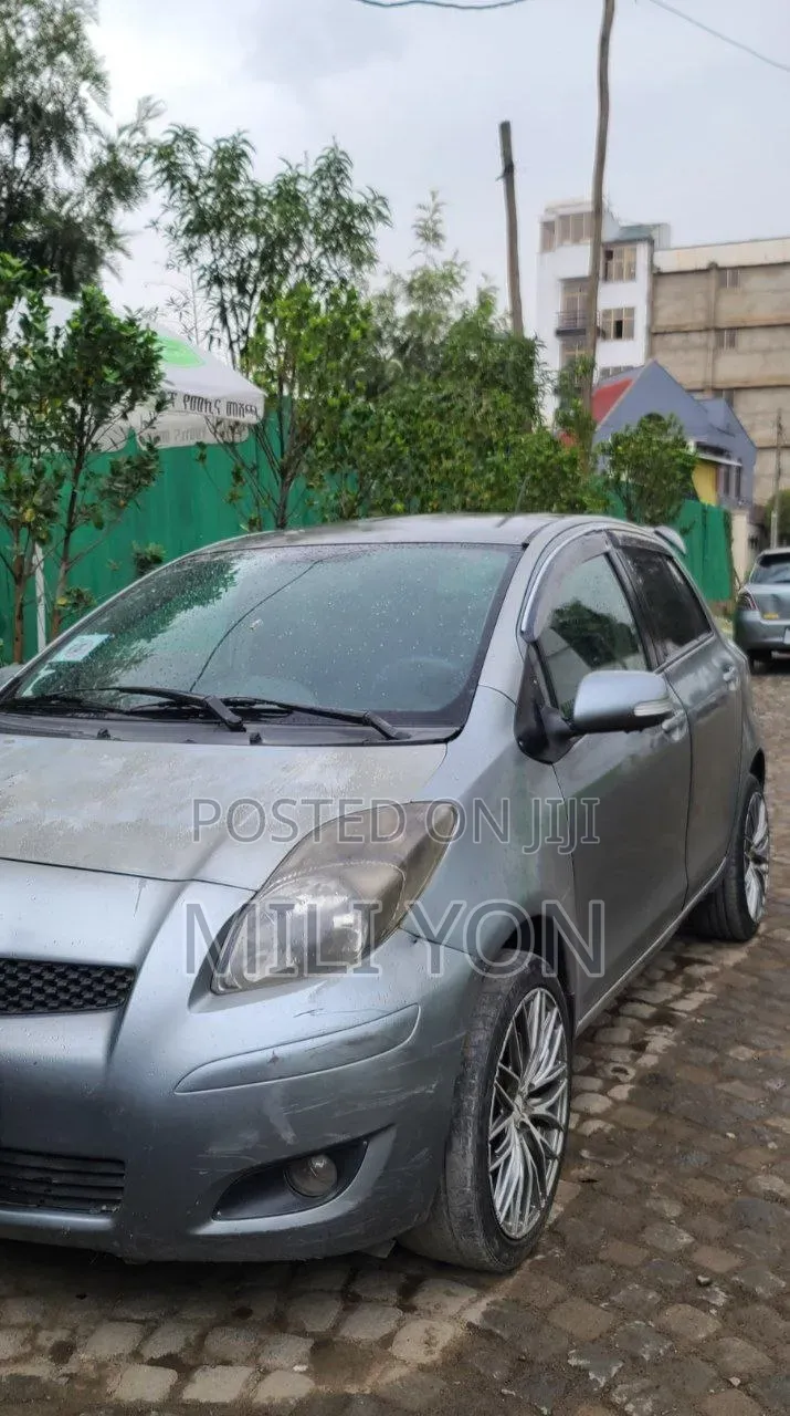 Toyota Yaris 2008 Silver