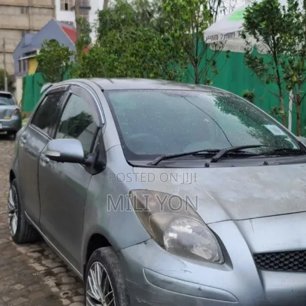 Toyota Yaris 2008 Silver