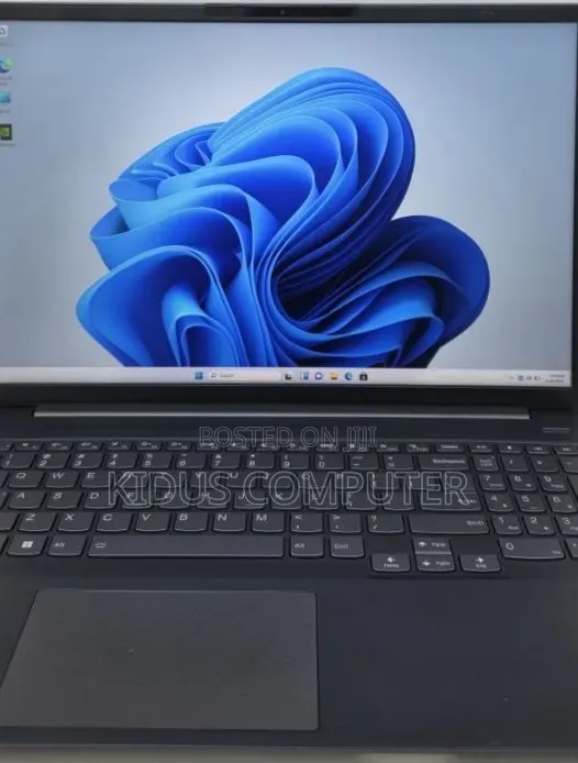 New Laptop Lenovo Ideapad 3 16GB AMD Ryzen 7 SSD 512GB