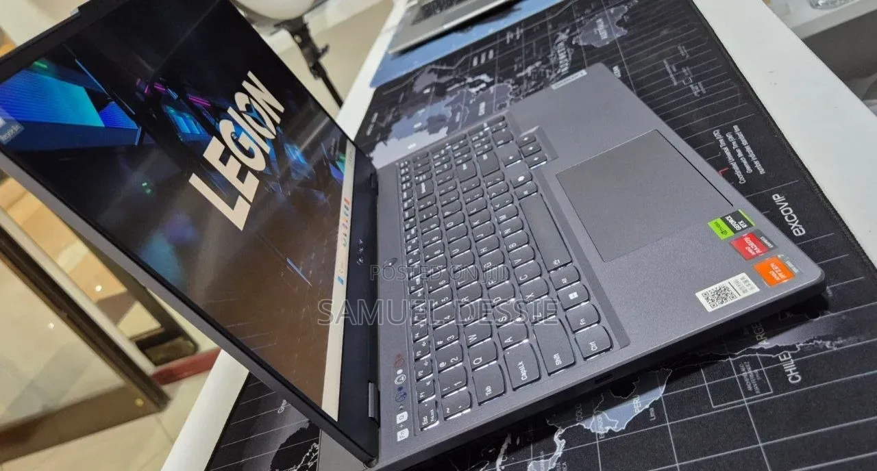 New Laptop Lenovo Legion 5 16GB AMD Ryzen 7 SSD 512GB