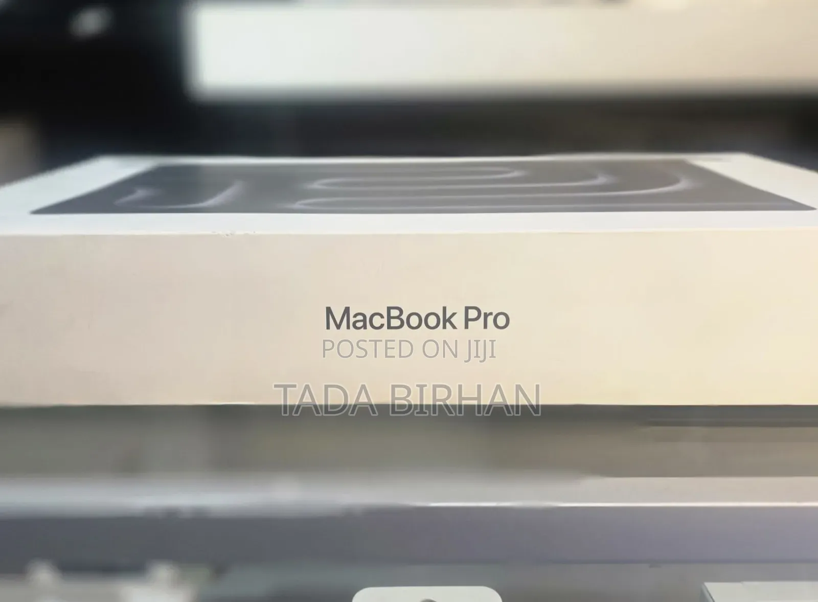 New Laptop Apple MacBook Pro 2023 M3 Max 32GB Apple M3 Max SSD 1T