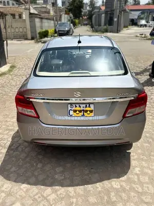 Suzuki Dzire 2022 Gray