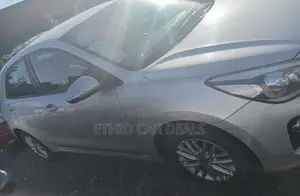 Kia Rio 2018 Silver