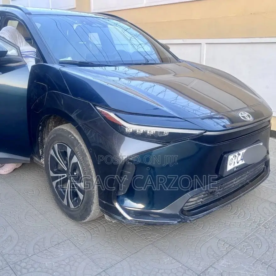 Toyota bZ4X 2024 Blue
