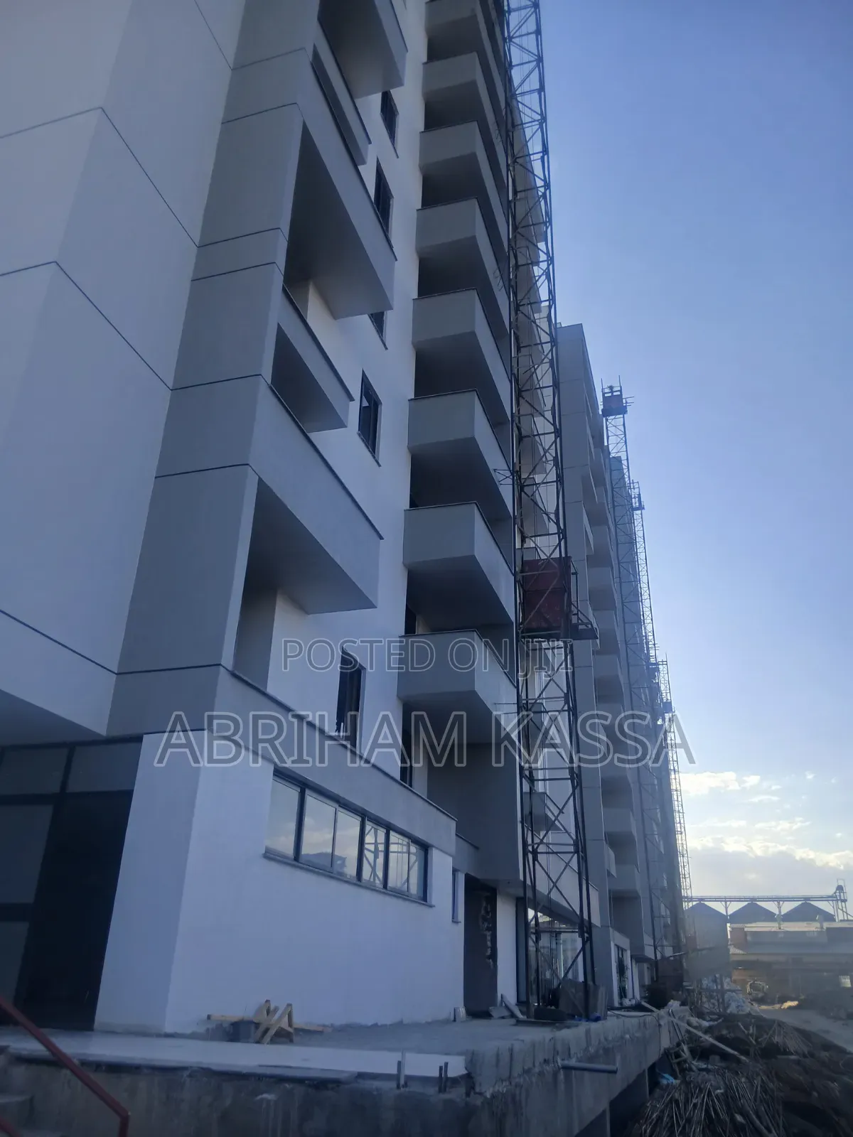 4bdrm Apartment in Ghion Homes, Bole for sale