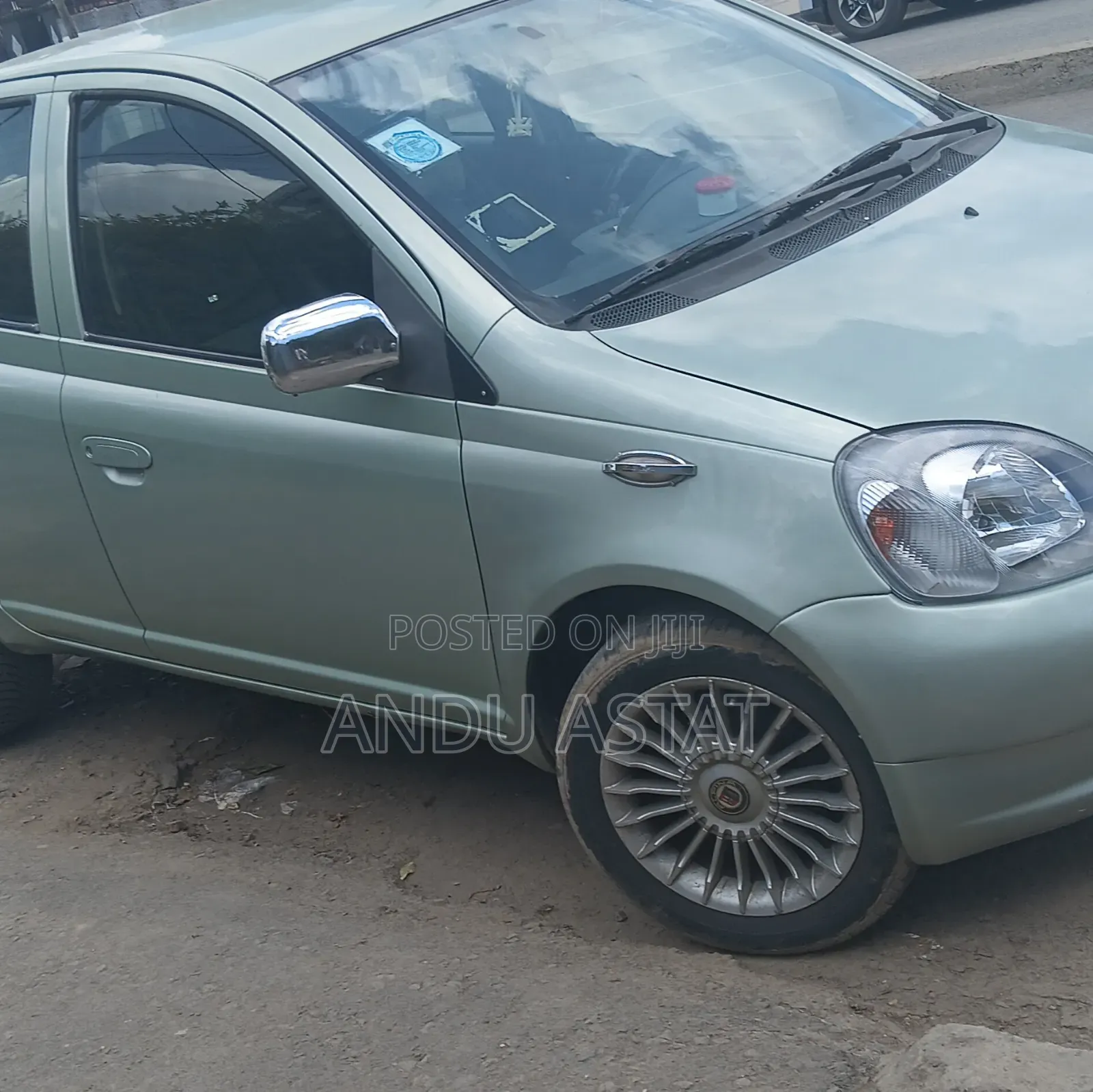 Toyota Vitz 2001 Matt Black