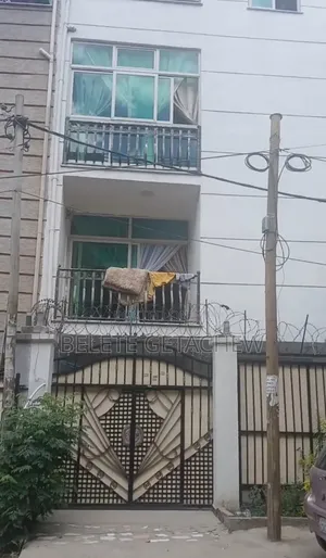5bdrm House in Semit 72, G+3 Luxury, Bole for sale