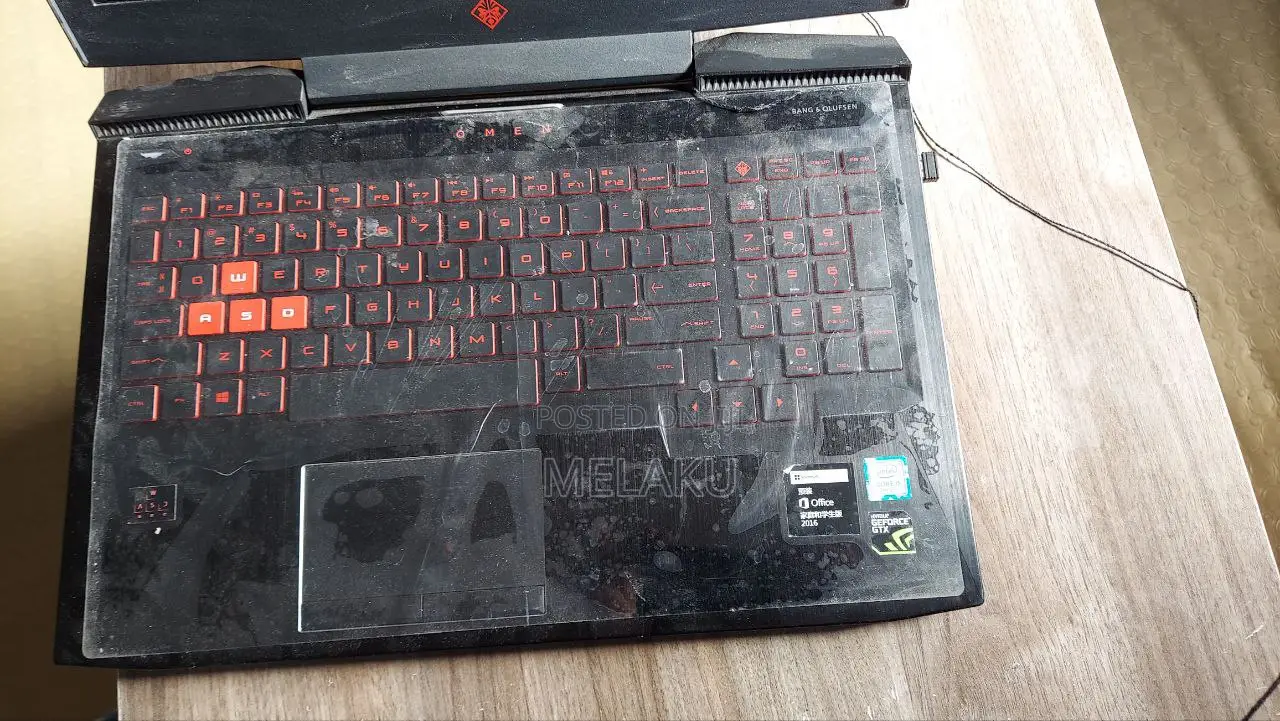 Laptop HP Omen 15-ce0xx 24GB Intel Core i5 SSD 1T