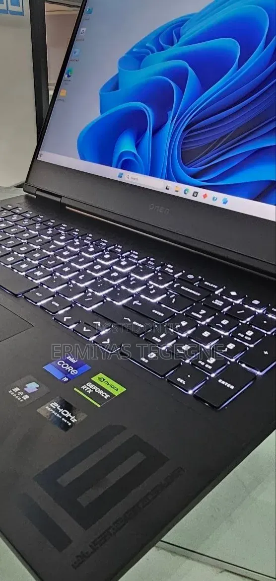 New Laptop HP OmniBook 7 14" 16GB Intel Core i9 SSD 512GB