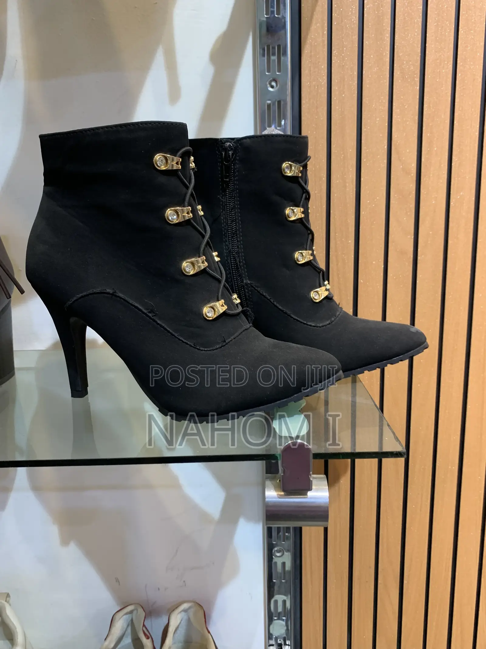 Suede Michael Kors Dorothy Flex Pumps