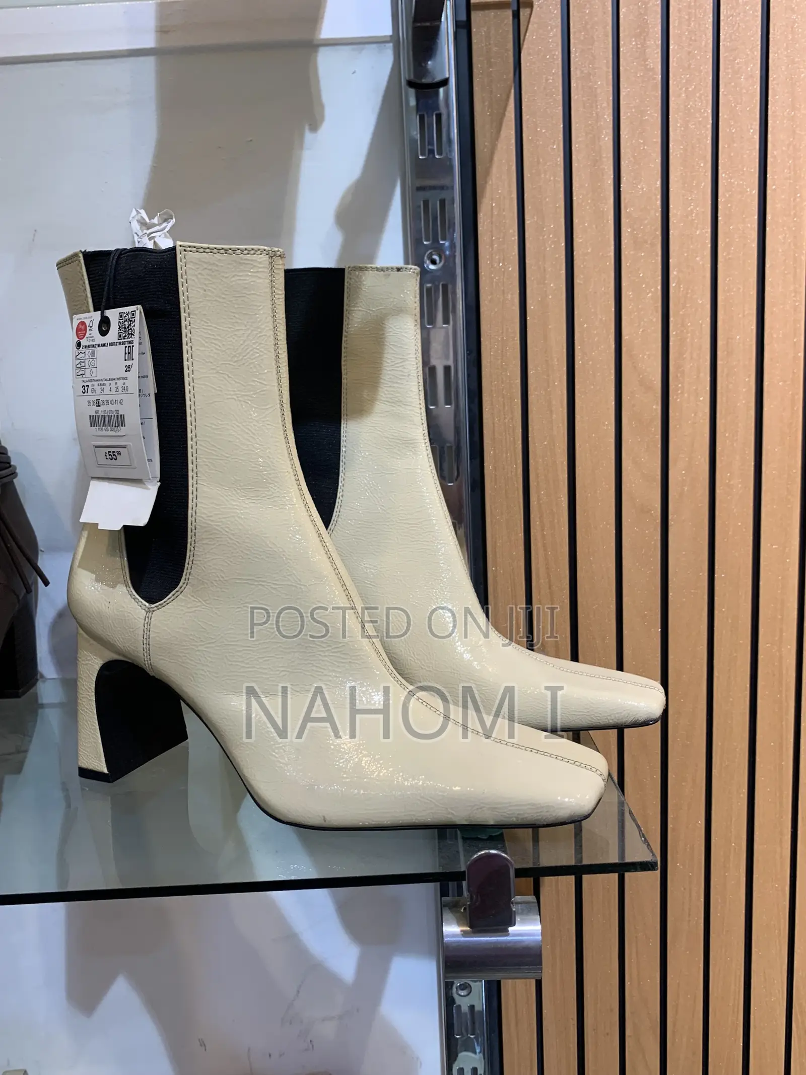 Suede Michael Kors Dorothy Flex Pumps