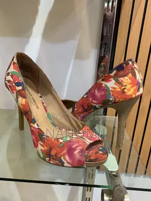 Suede Michael Kors Dorothy Flex Pumps