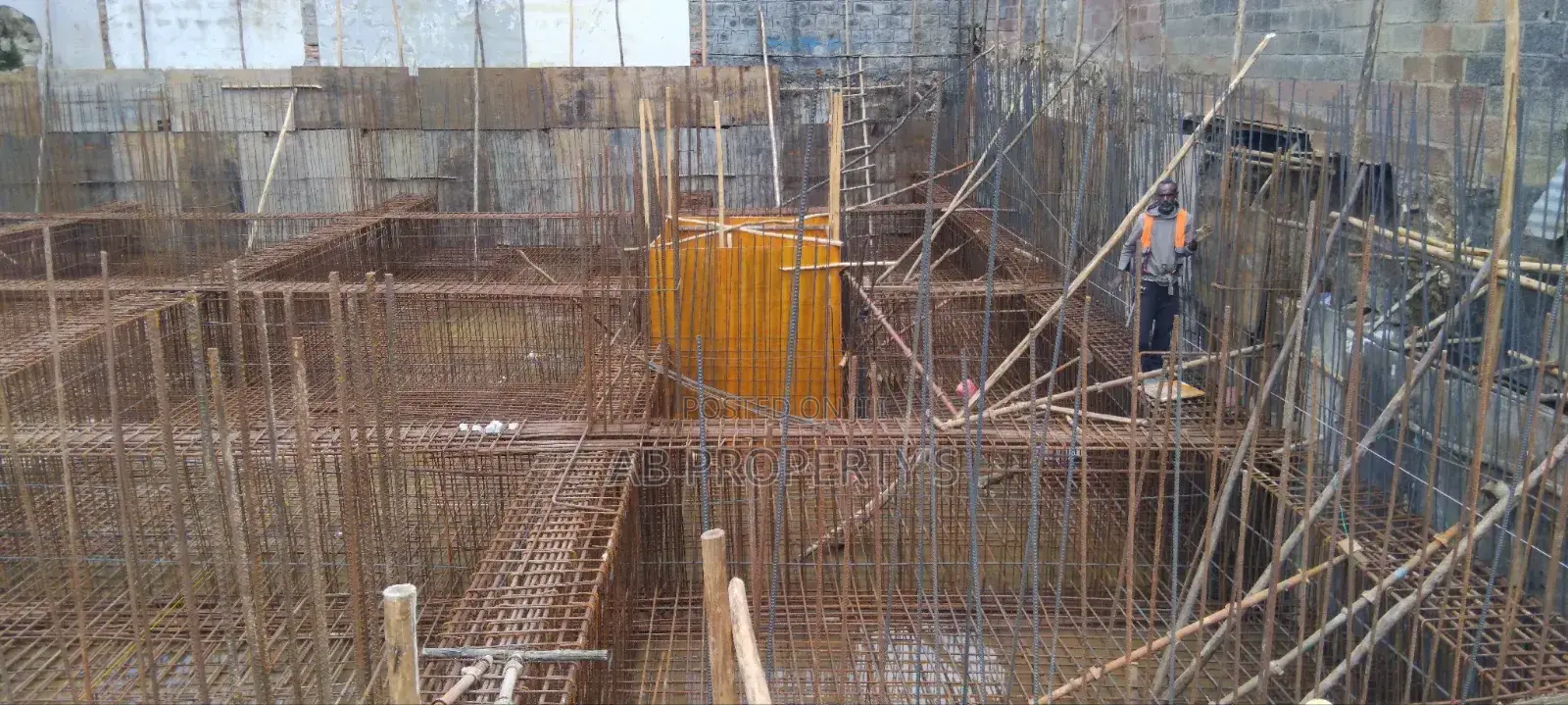 1bdrm Apartment in ሰሜን ሆቴል አካባቢ, Arada for sale