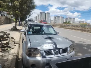 Nissan Navara 2004 Silver